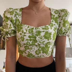 CIDER Floral Top EUC